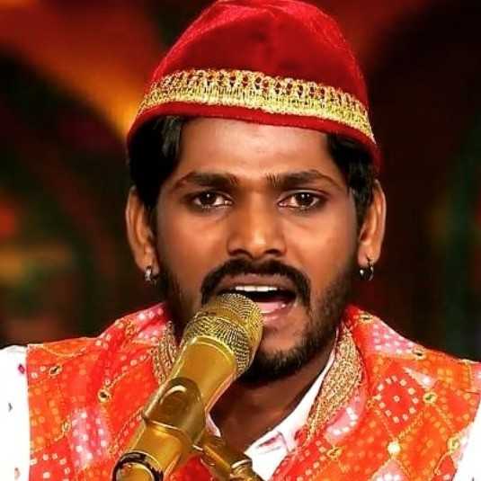 Celebrity Sawai Bhatt - Tring India