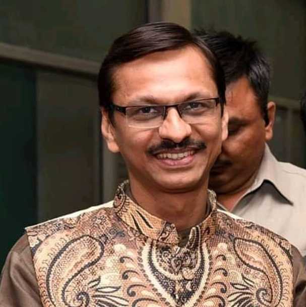 Celebrity Shyam Pathak - Tring India