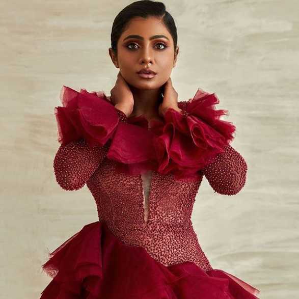 Celebrity Rakhi Samal- Tring India