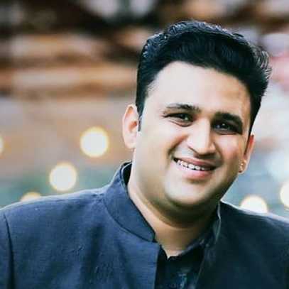 Celebrity Shrikar Pitre - Tring India