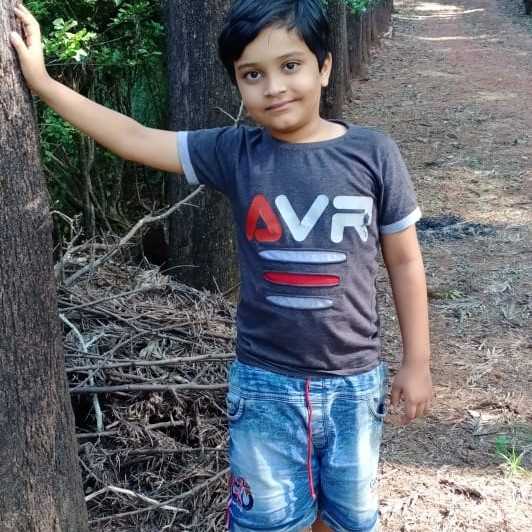 Celebrity Amrut Gaikwad - Tring India