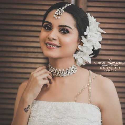 Celebrity Khushboo Tawde - Tring India