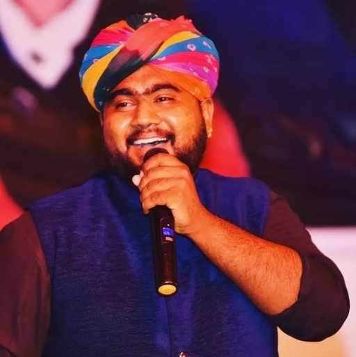 Celebrity Moti Khan - Tring India