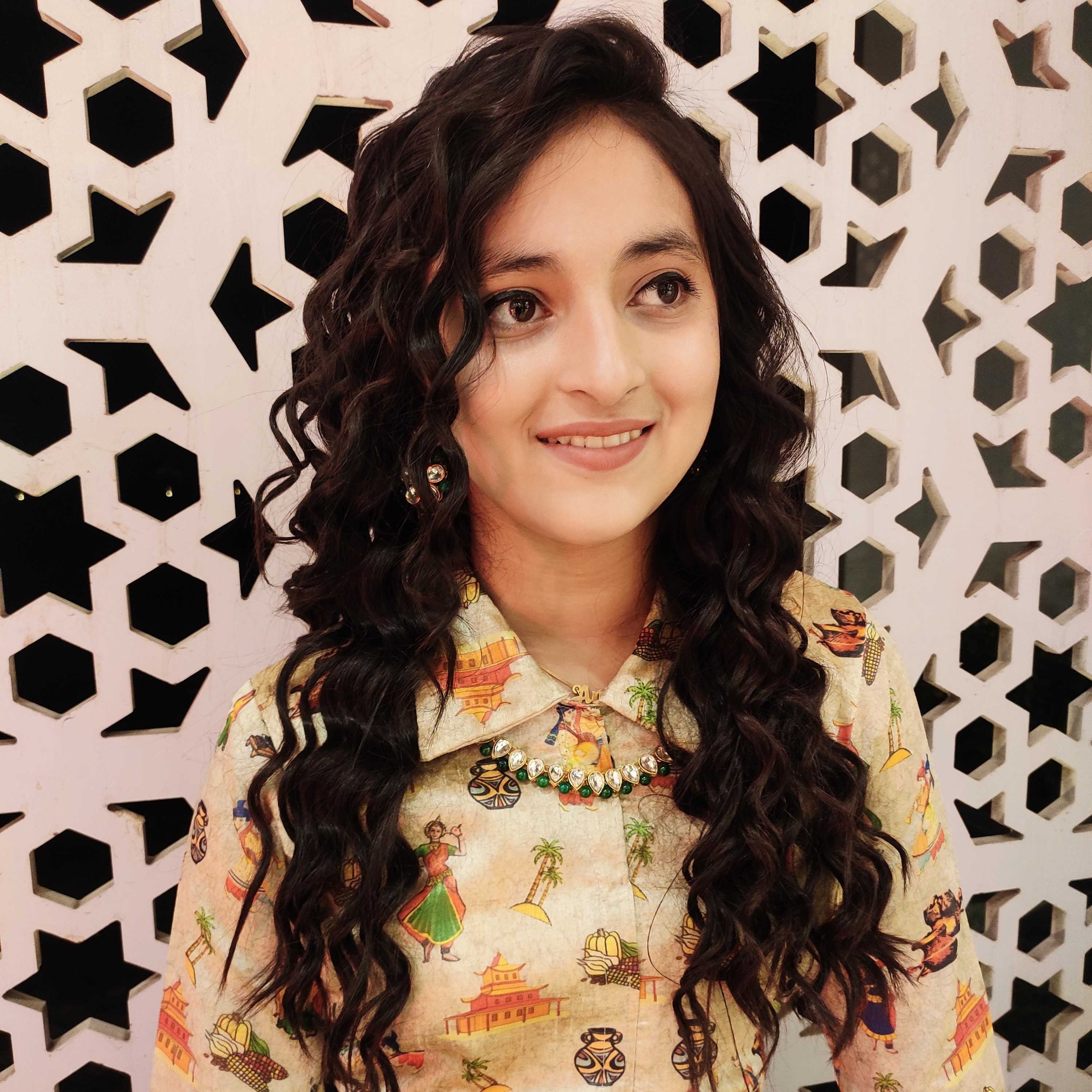 Celebrity Anwesha Bhatia - Tring India