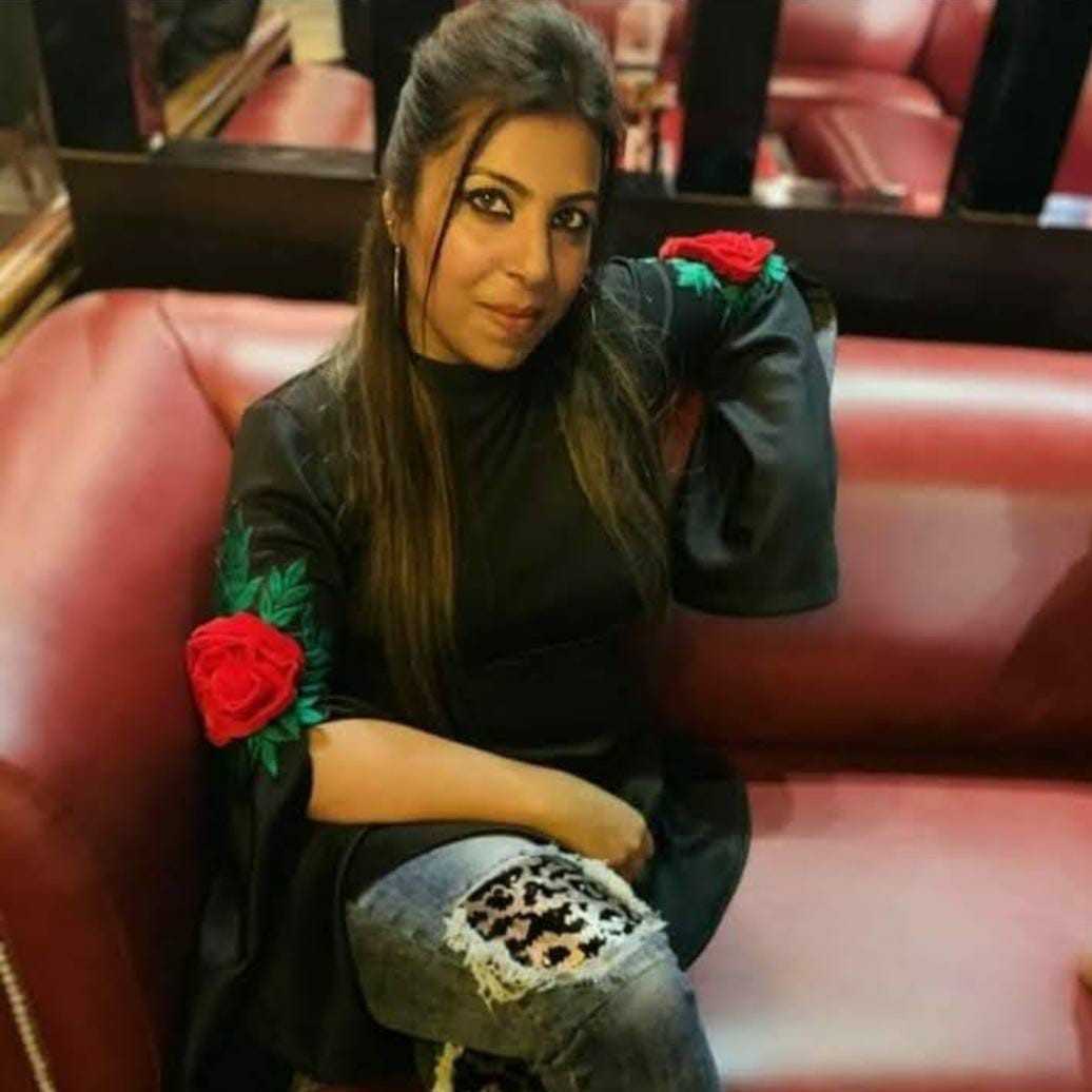 Celebrity Pooja Lalwani- Tring India