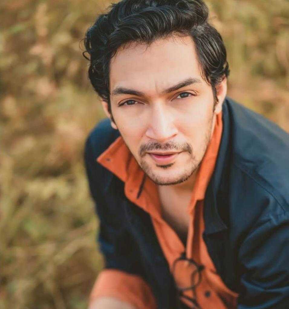 Celebrity Nikhil Zope - Tring India