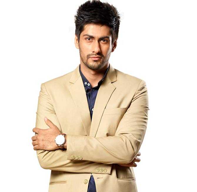 Celebrity Namit Khanna - Tring India