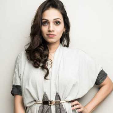 Celebrity Monaa Mokhha - Tring India