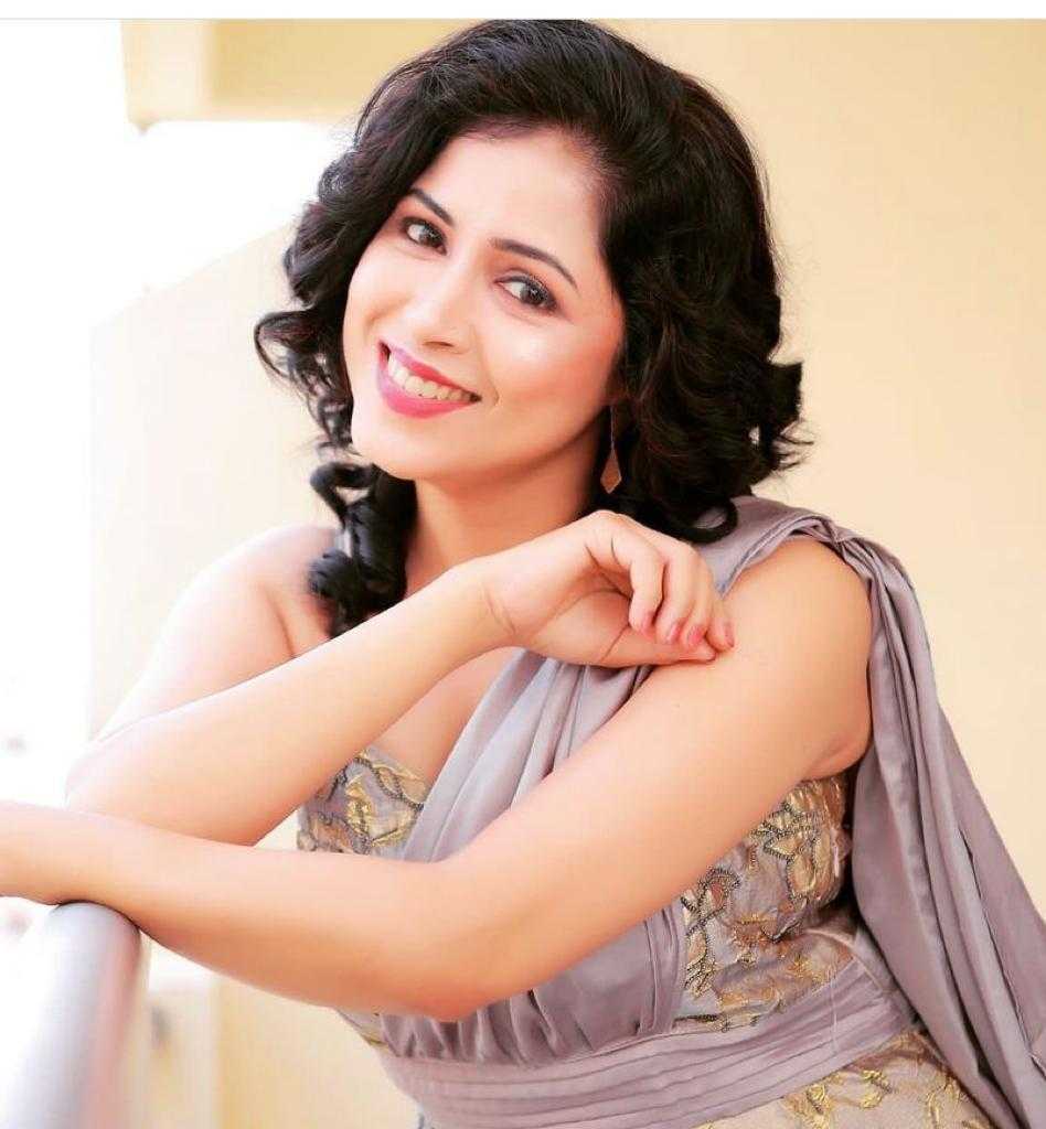 Celebrity Punam Chandorkar - Tring India