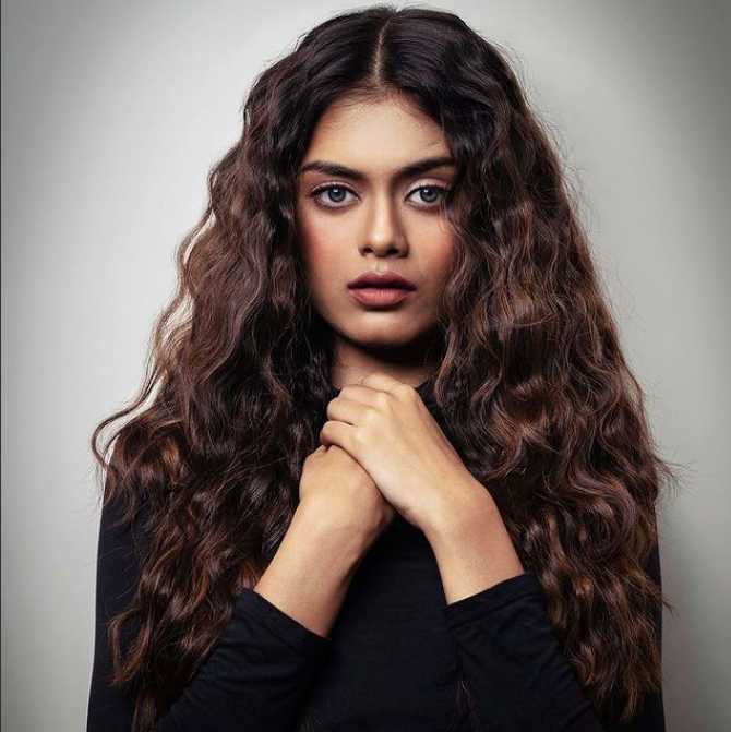 Celebrity Swapna Priyadarsini - Tring India