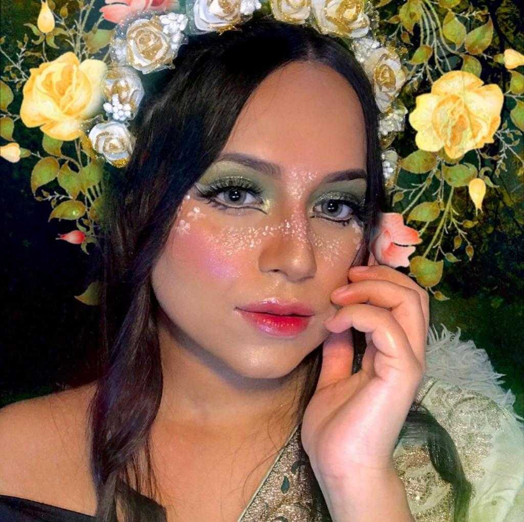 Celebrity Dikshita - Tring India