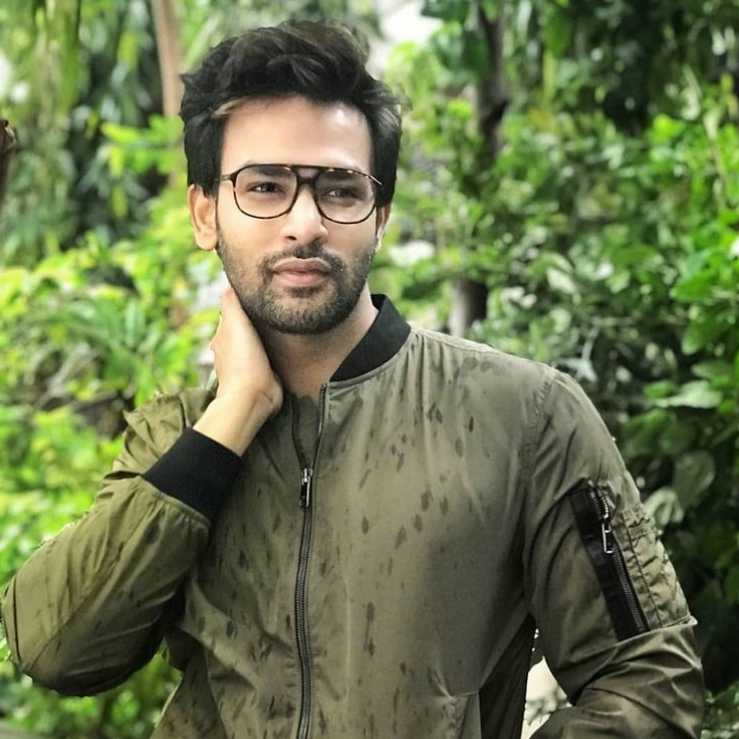 Celebrity Naman Shaw - Tring India