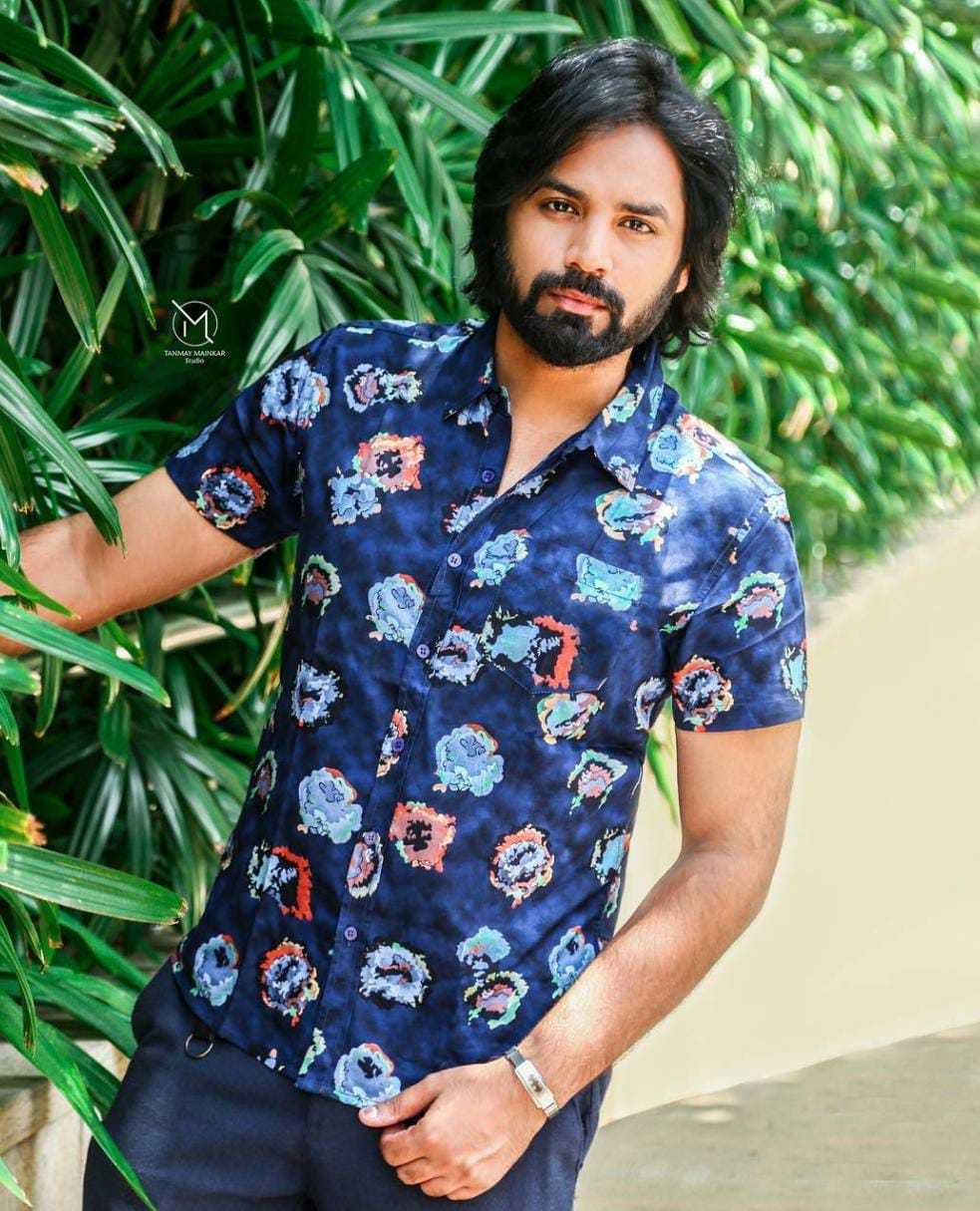 Celebrity Navin Singh Bhardwaj - Tring India