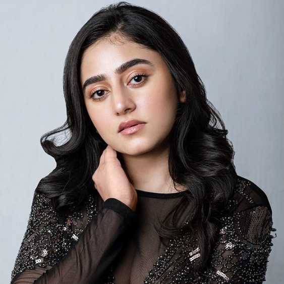 Celebrity Ridhima Ghosh - Tring India