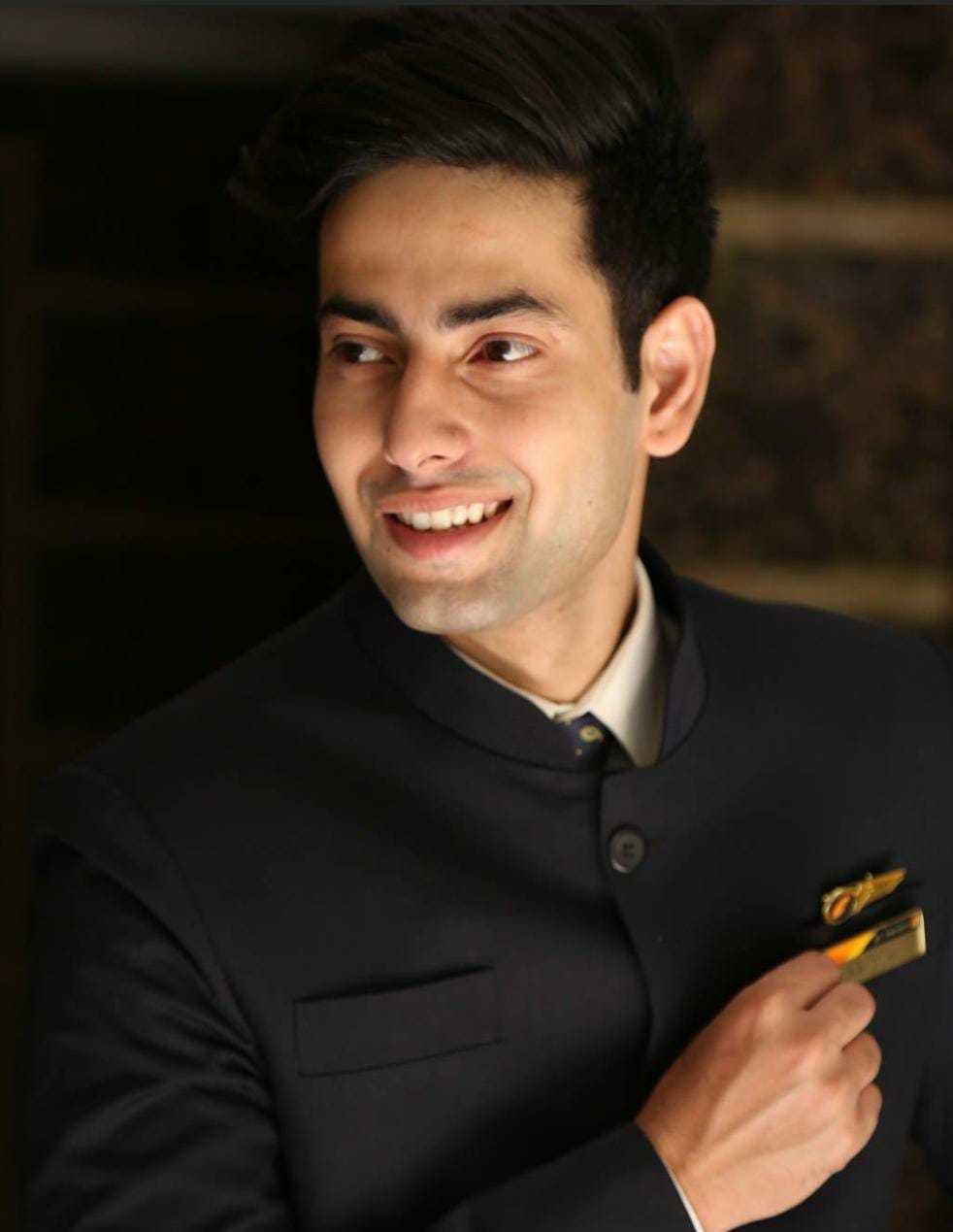 Celebrity Kshitij Rana - Tring India