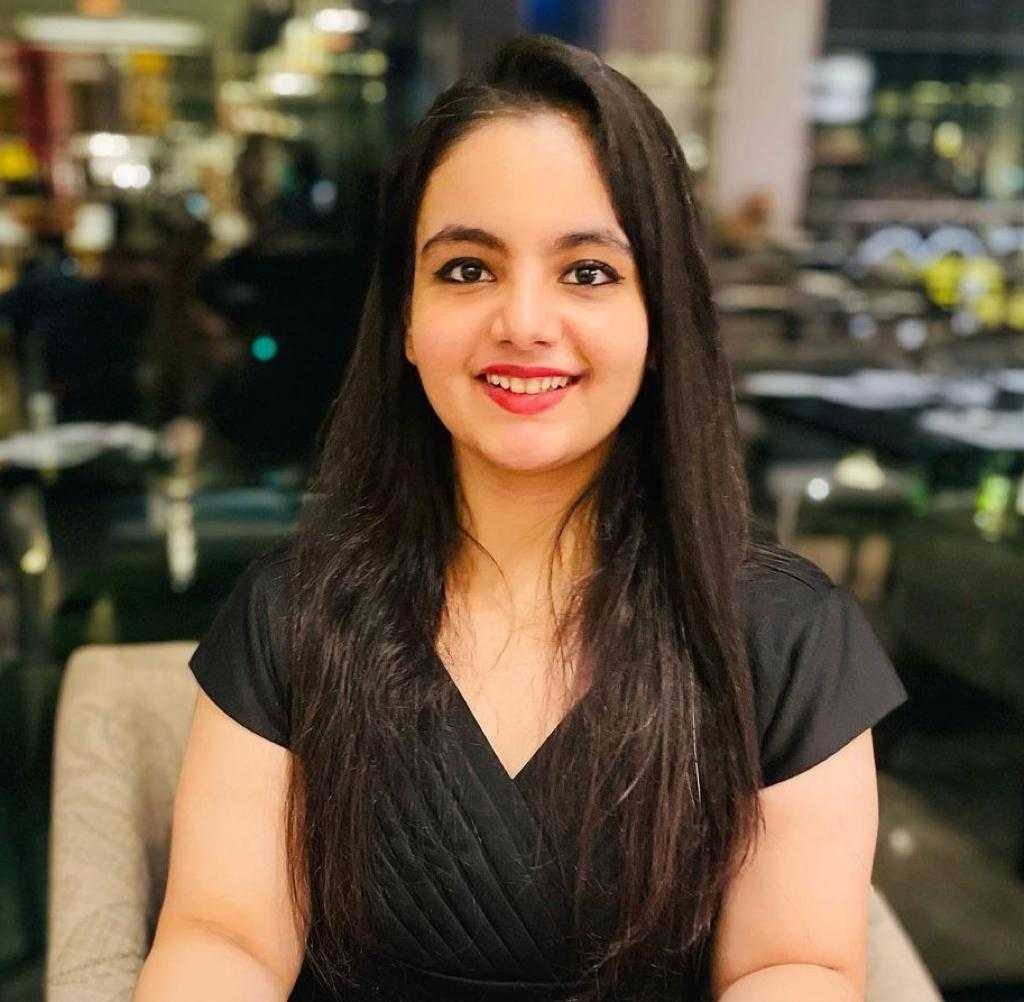 Celebrity Yamini Sharma - Tring India