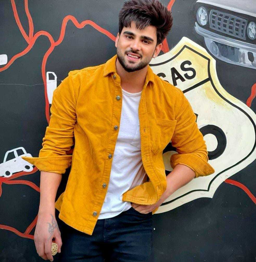 Celebrity Inder Chahal - Tring India