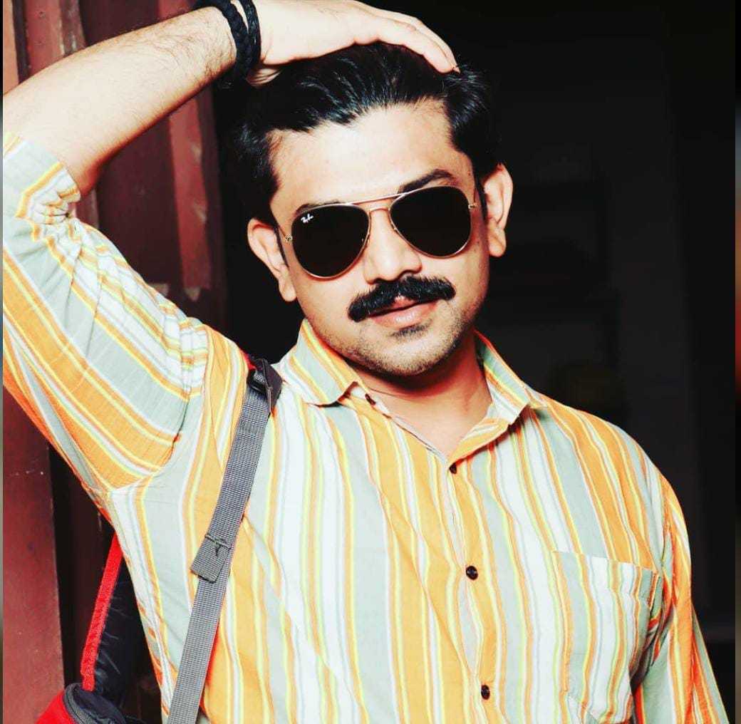 Celebrity Atul Sanas - Tring India