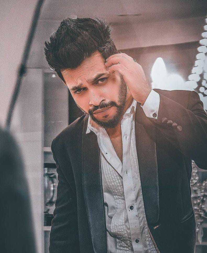 Celebrity The Ani Ray - Tring India