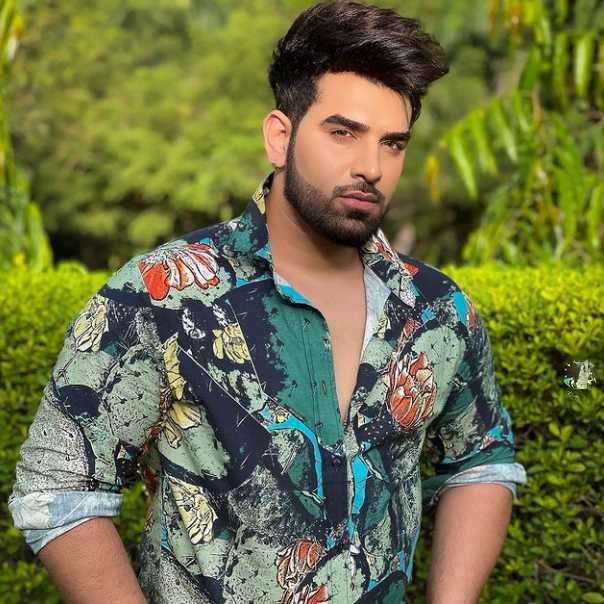 Celebrity Paras Chhabra - Tring India