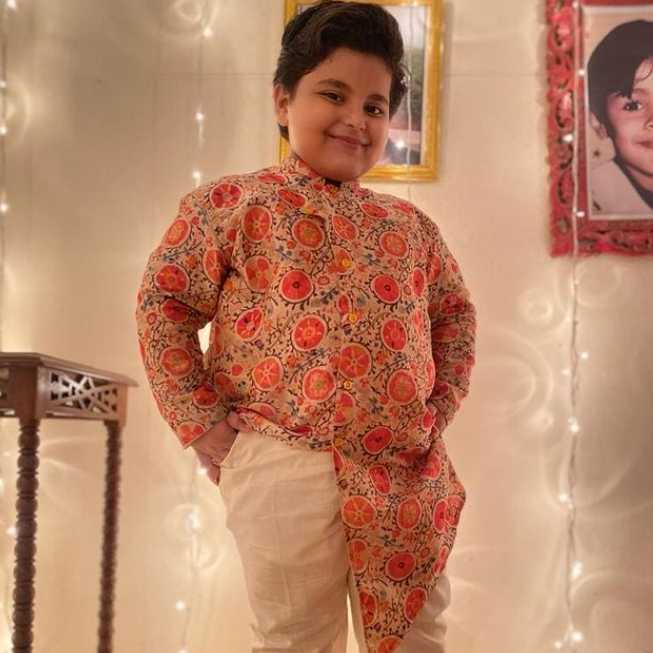 Celebrity Ekagrah Dwivedi - Tring India
