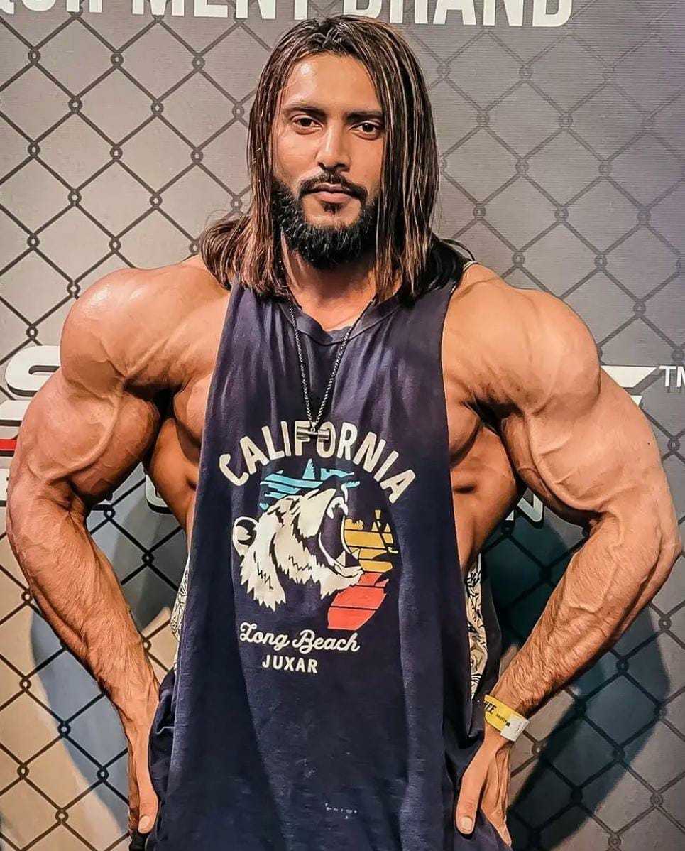 Celebrity Nadeem Malik - Tring India