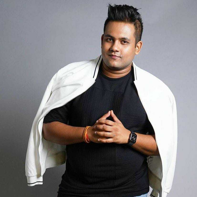 Celebrity Neeraj Yadav - Tring India