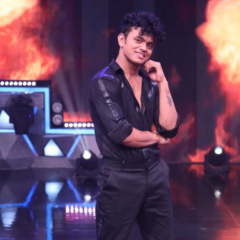Celebrity Sanket Gaonkar - Tring India