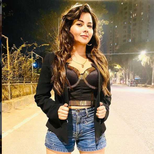 Celebrity Bhavna Chauhan - Tring India