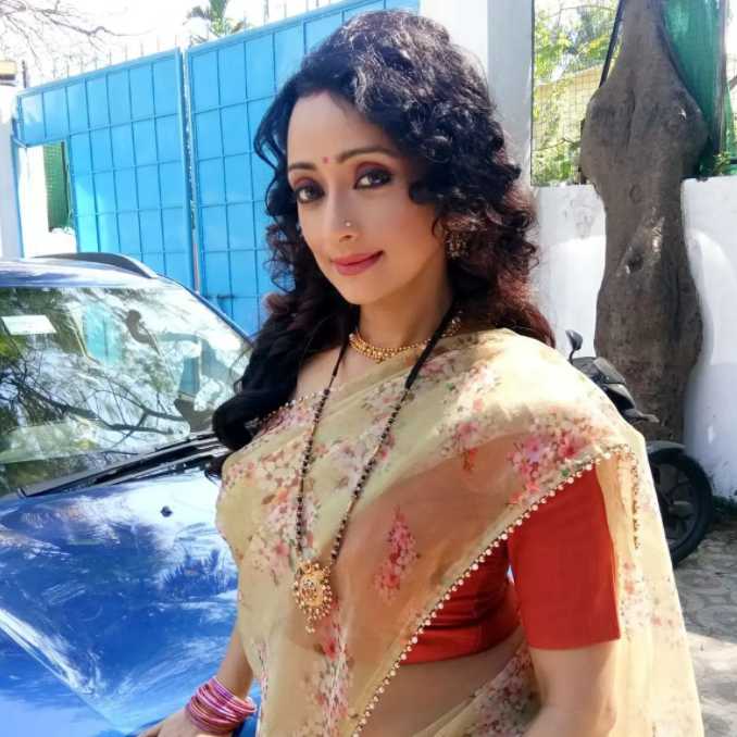 Celebrity Madhu Sarkar - Tring India