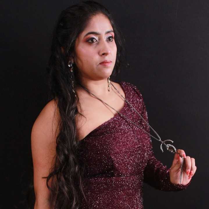 Celebrity Priyanka Raj- Tring India