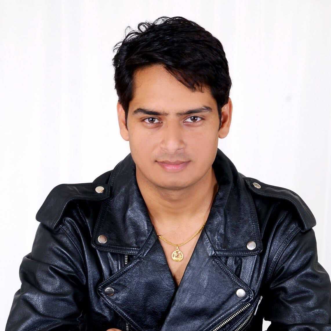 Celebrity Gajanand Rajput - Tring India