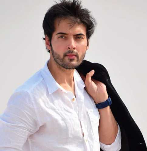 Celebrity Kovid Mittal - Tring India