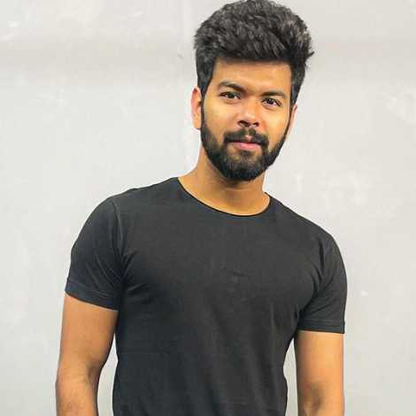 Celebrity VJ Vishal - Tring India