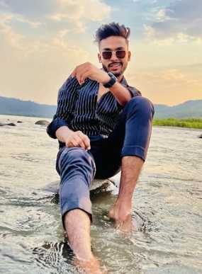 Celebrity Pankaj Singh Rajput - Tring India