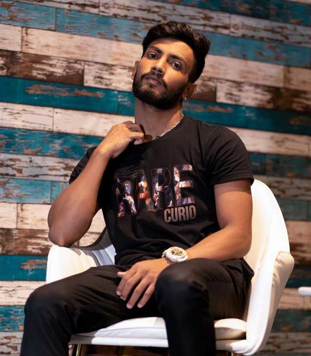 Celebrity Vishal Sonkar - Tring India