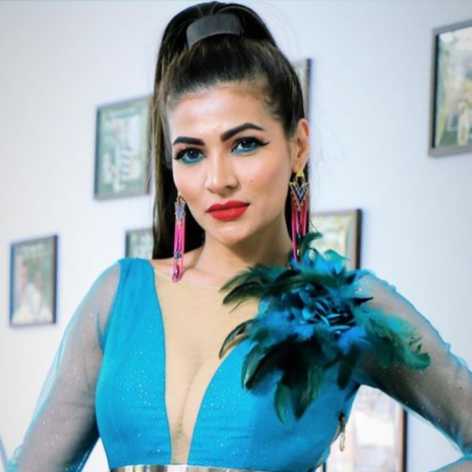 Celebrity Priyanka Munjal - Tring India