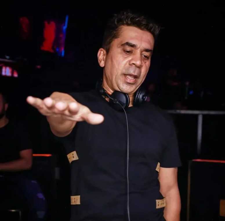 Celebrity DJ Zubair - Tring India