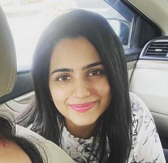 Celebrity Shreya Gosain - Tring India