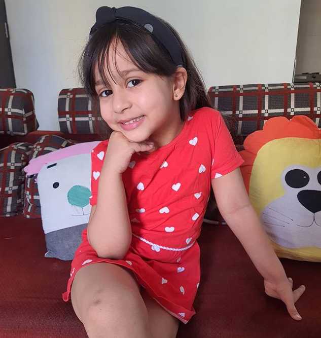 Celebrity Jenisha Bhaduri - Tring India