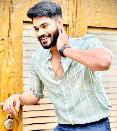 Celebrity Anil Chowdary - Tring India