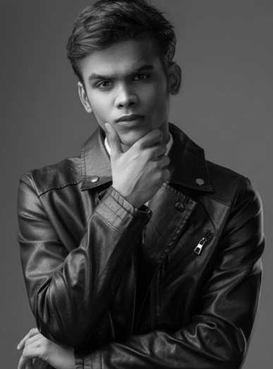 Celebrity Ishan Saxena - Tring India