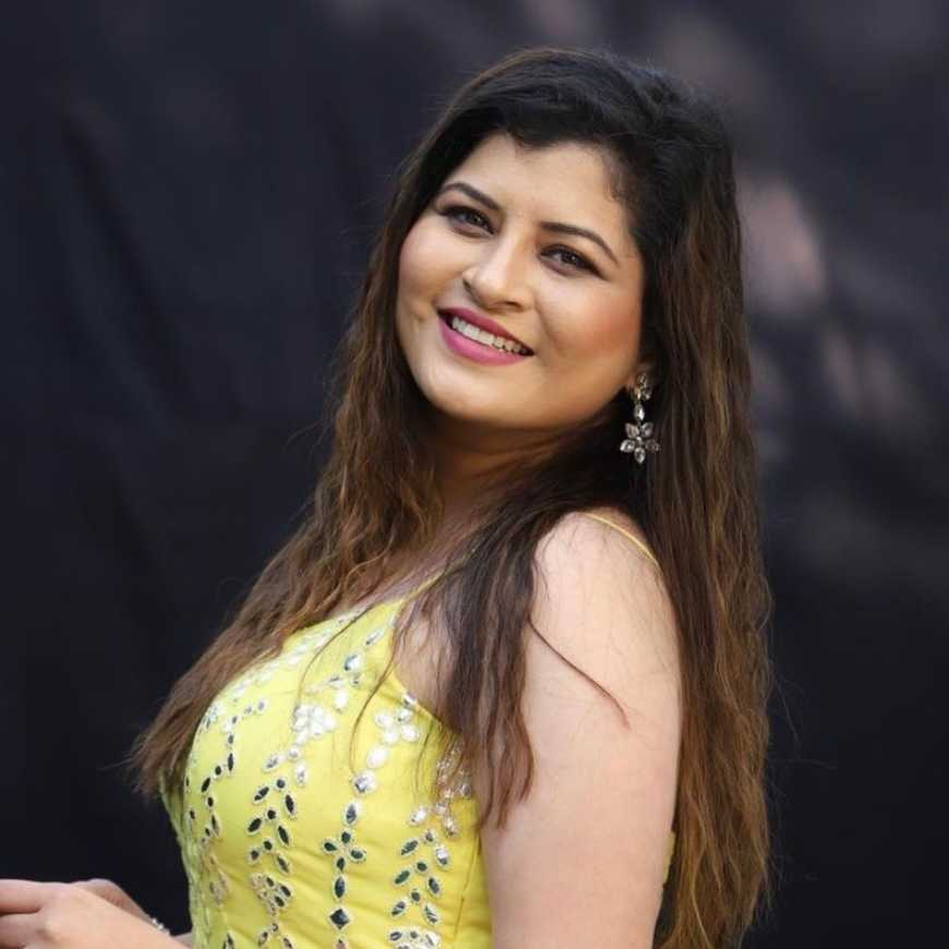 Celebrity Savaniee Ravindra - Tring India