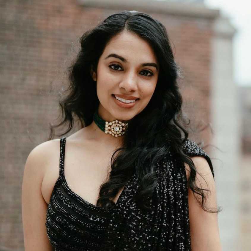 Celebrity Viral Joshi - Tring India