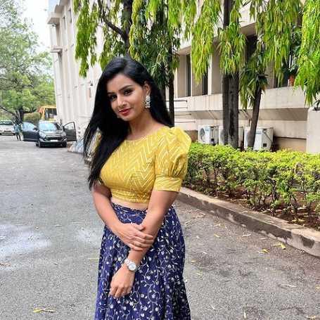 Celebrity Mrudula Iyengar - Tring India