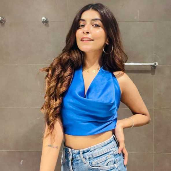 Celebrity Anaya Shah - Tring India