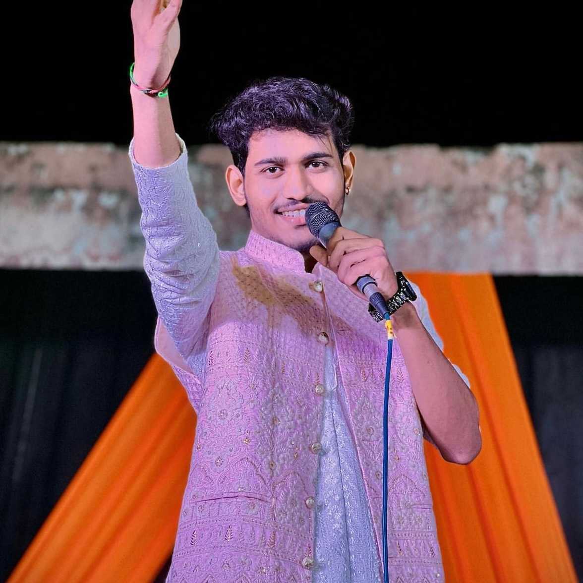 Celebrity Pratik Panchal- Tring India