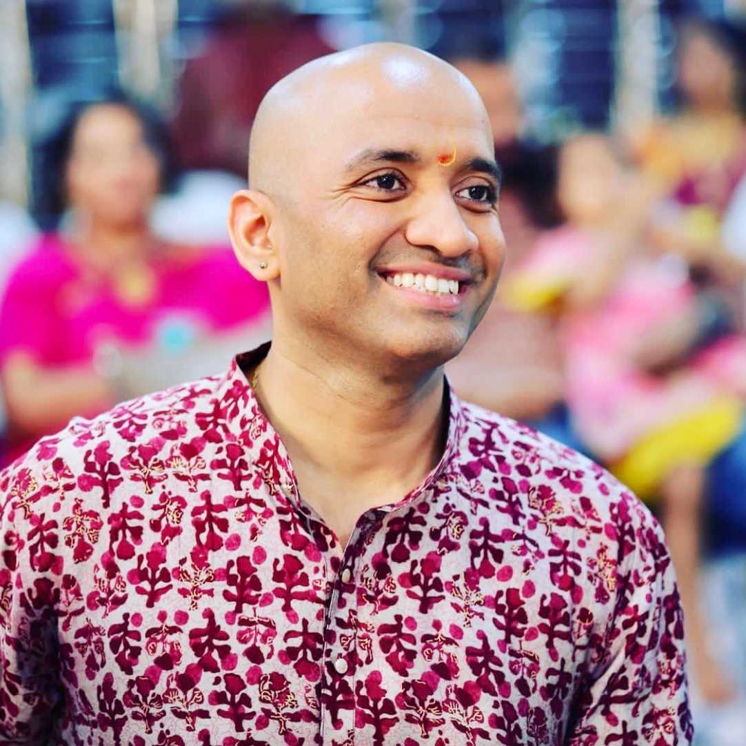 Celebrity Karthik Sekaran- Tring India