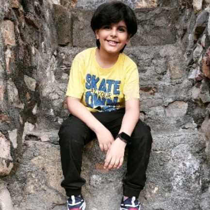 Celebrity Subhan Khan - Tring India