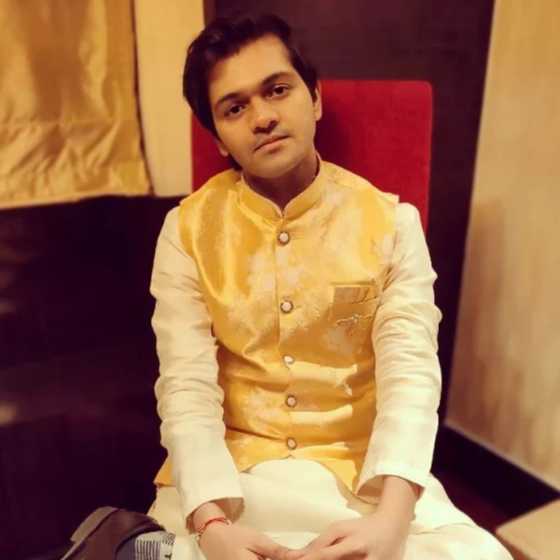 Celebrity Karan Bhanushali - Tring India